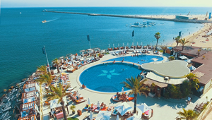 Pool area in Portimão
